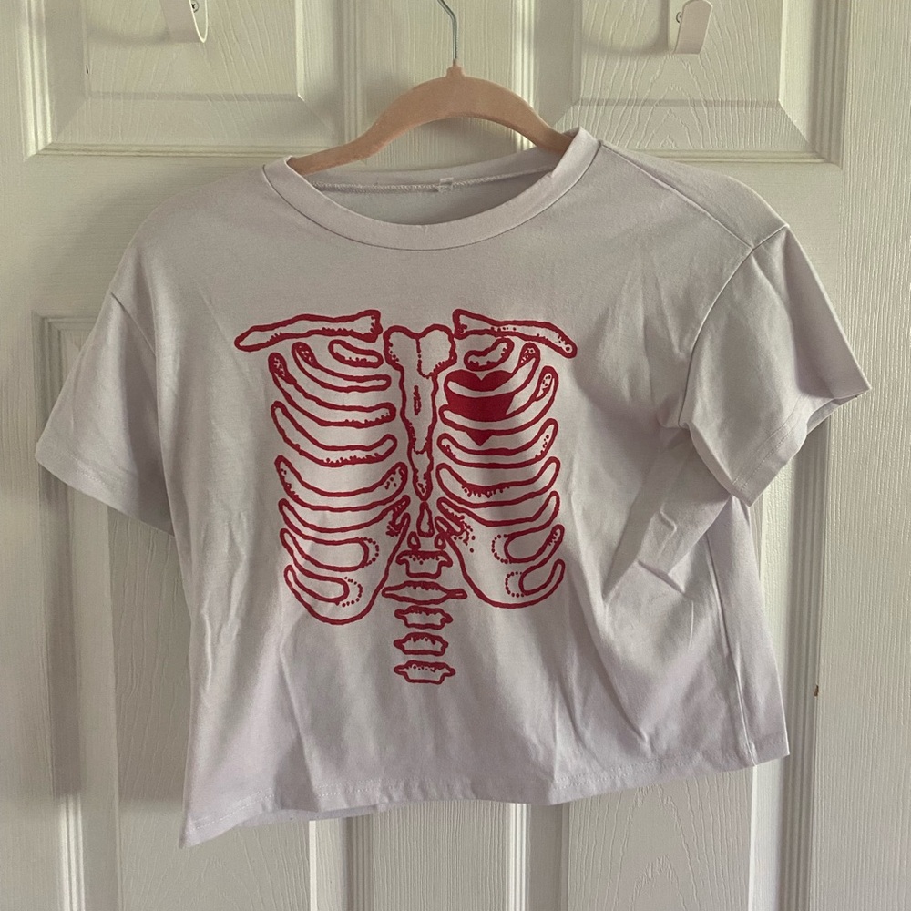 Woman’s T shirt